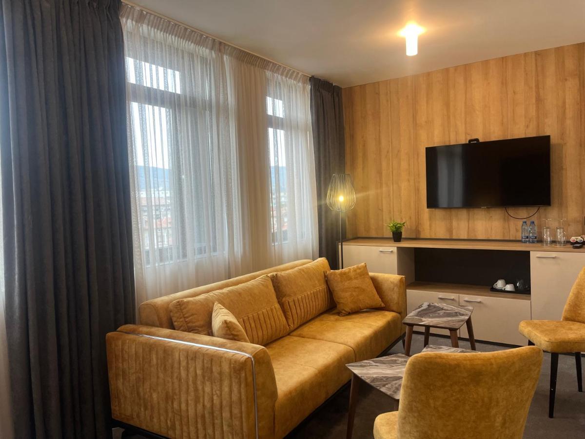 Hotel Niks Sevlievo Luaran gambar