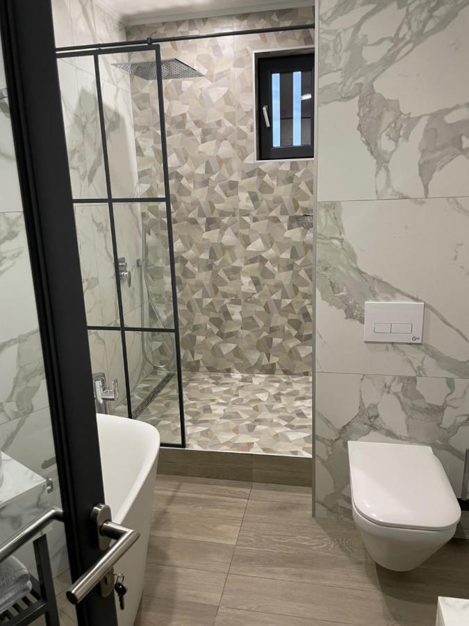Hotel Niks Sevlievo Luaran gambar