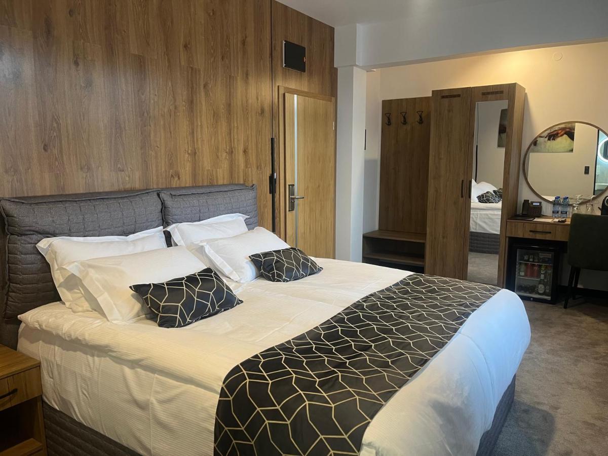 Hotel Niks Sevlievo Luaran gambar
