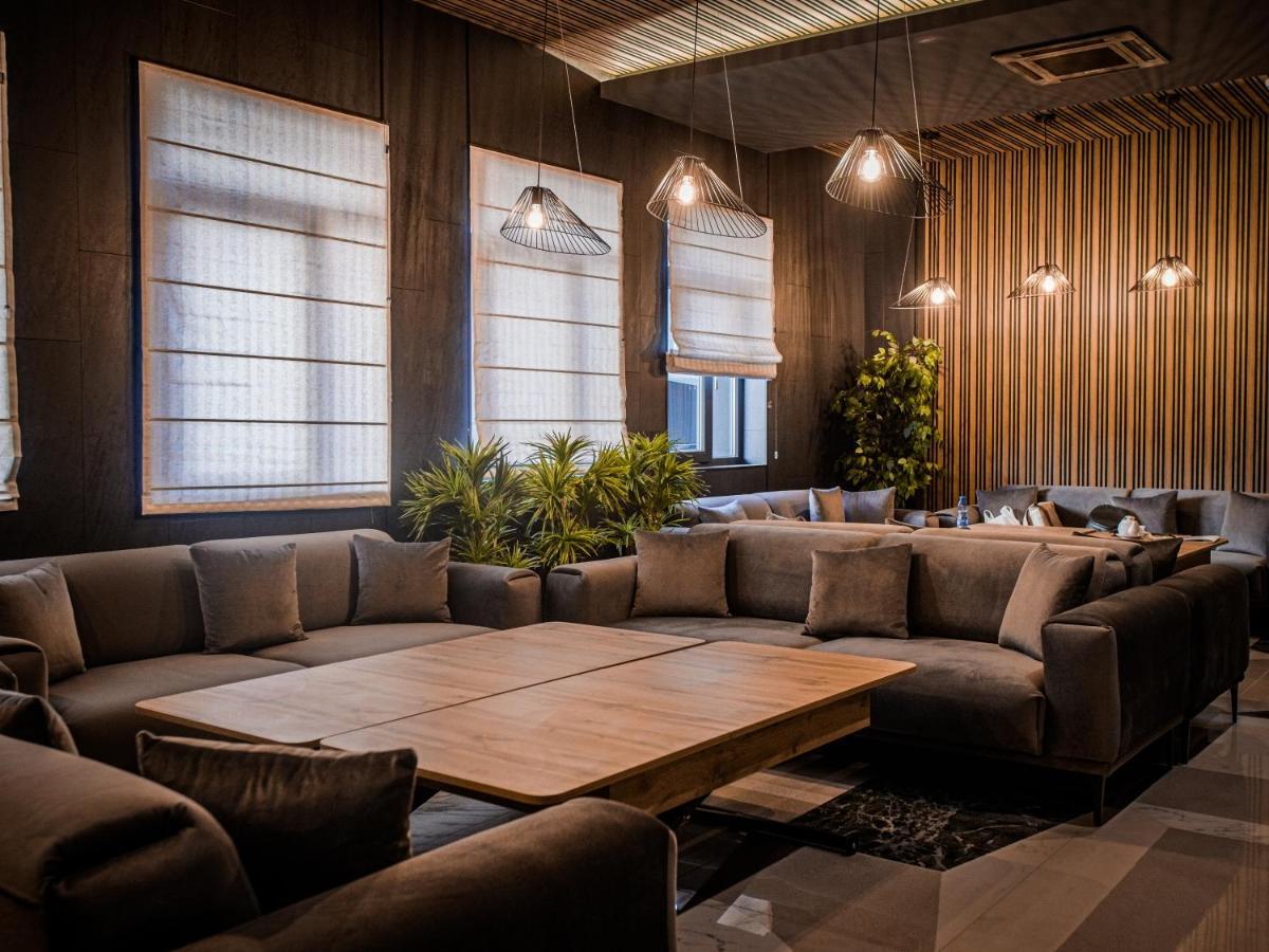Hotel Niks Sevlievo Luaran gambar